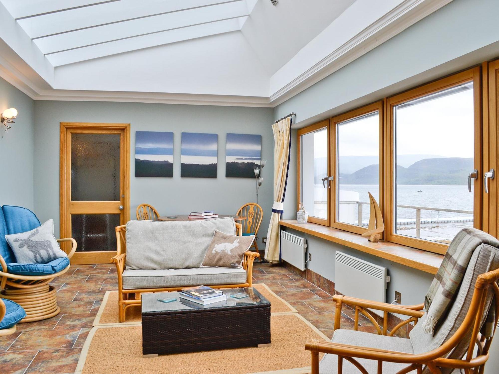 Waterside Villa Tighnabruaich Eksteriør bilde