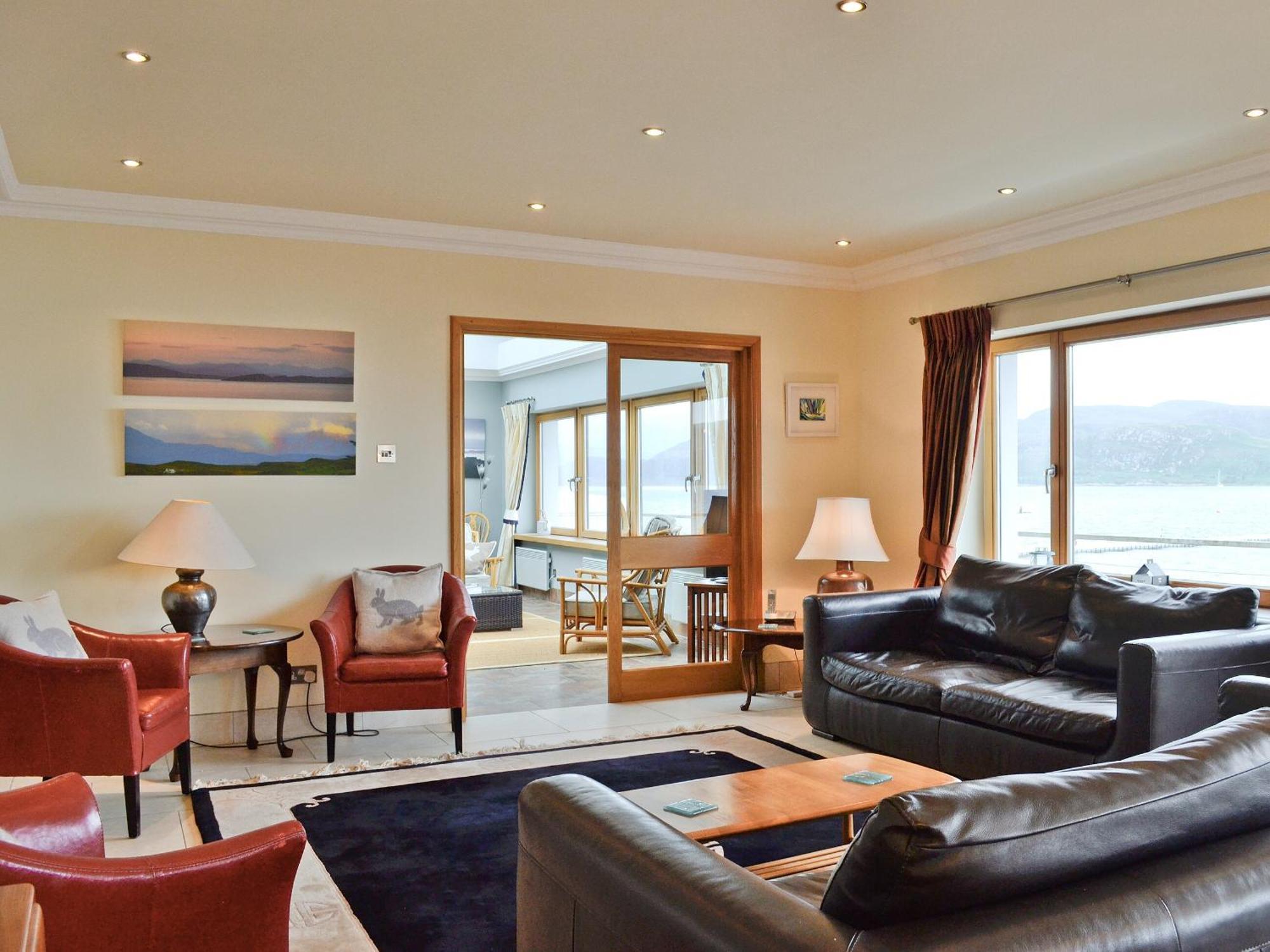 Waterside Villa Tighnabruaich Eksteriør bilde